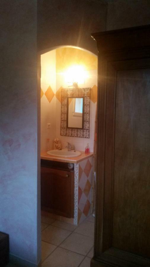 Bienvenue Apartman Le Revest-le-Eaux Kültér fotó